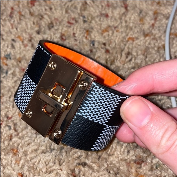 Checkered pleather bracelet - Picture 1 of 6